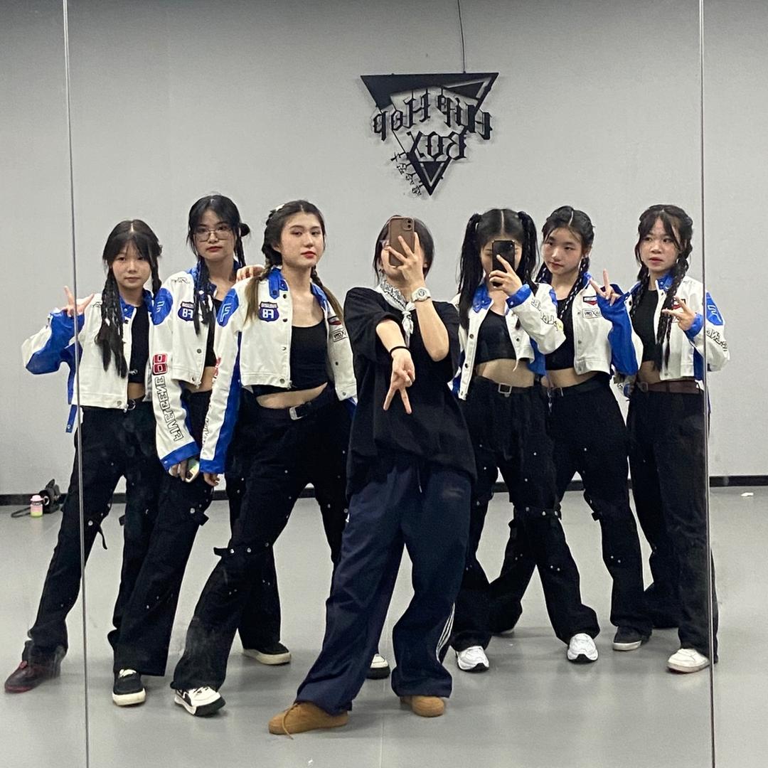 耒阳嘻哈盒子街舞（成人版）