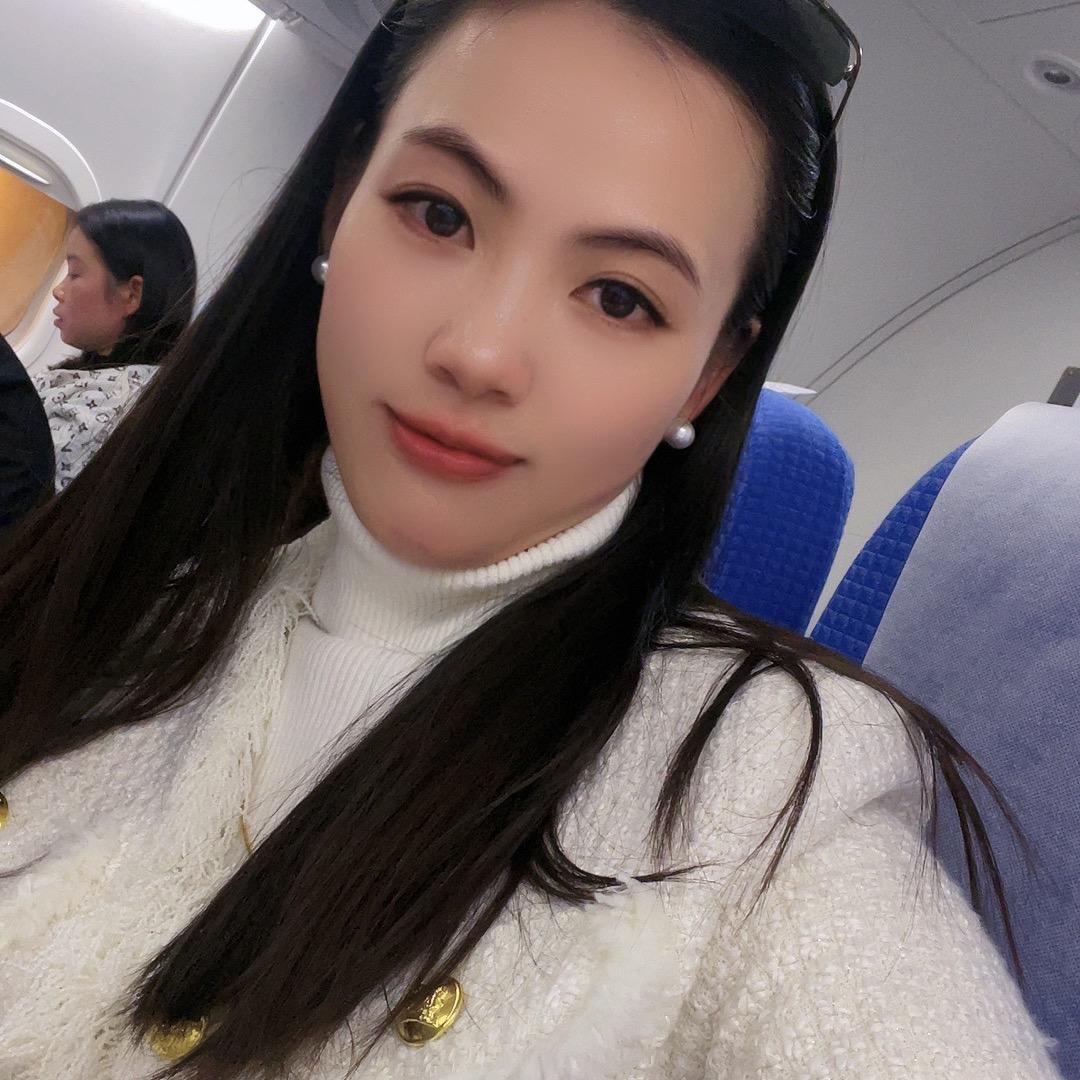 轻奢世家蔡老师丨专注皮肤管理