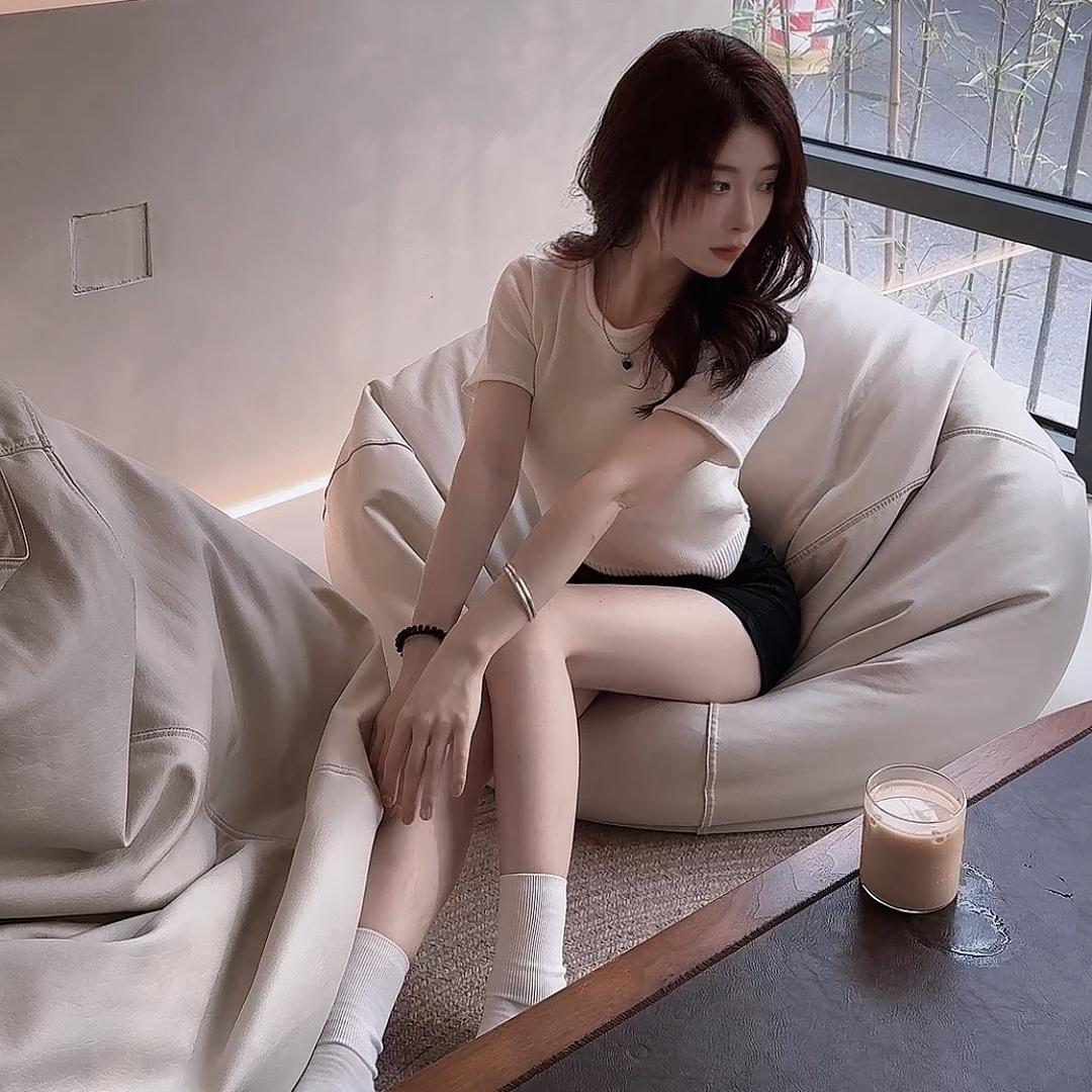 等等✨💃🏻
