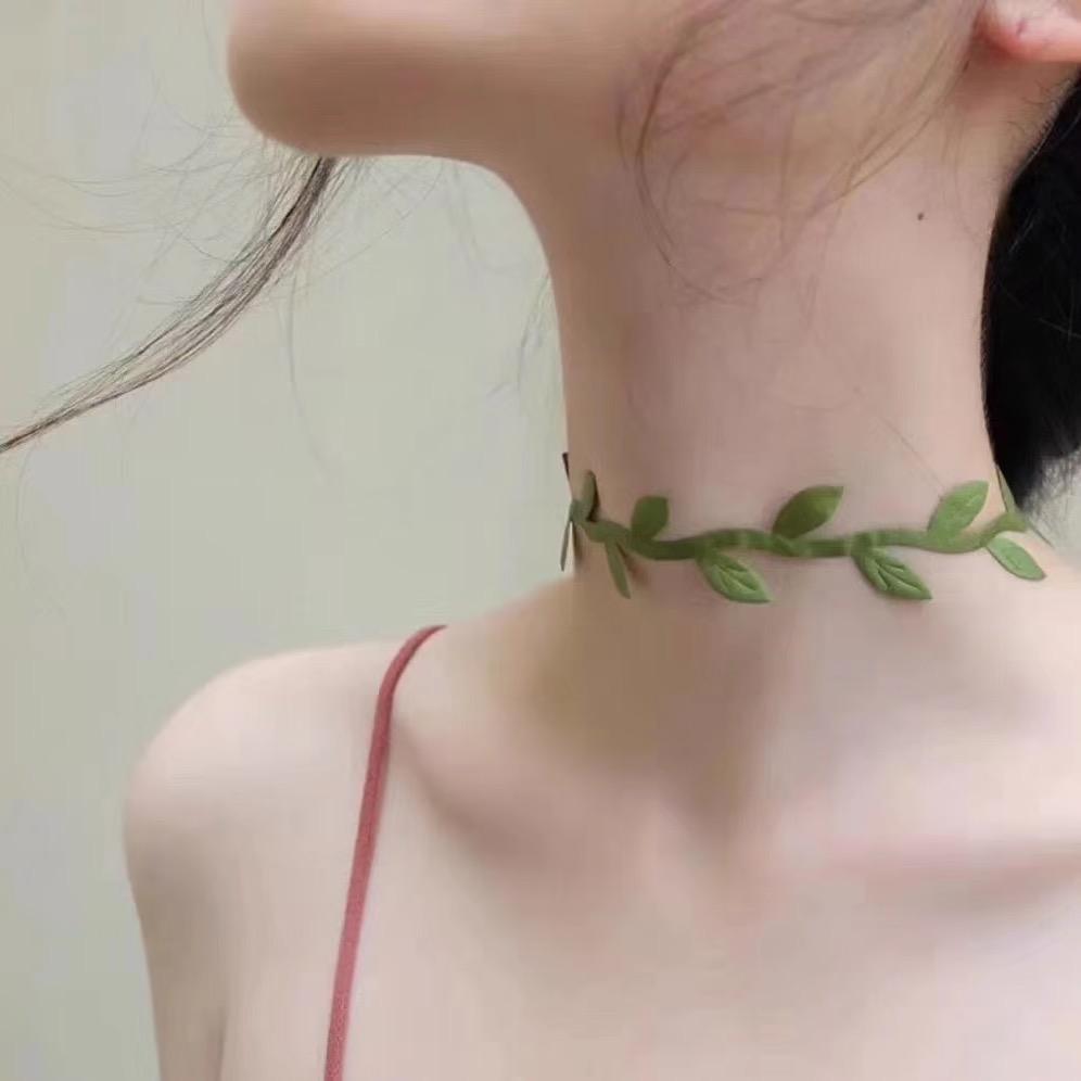妮妮.