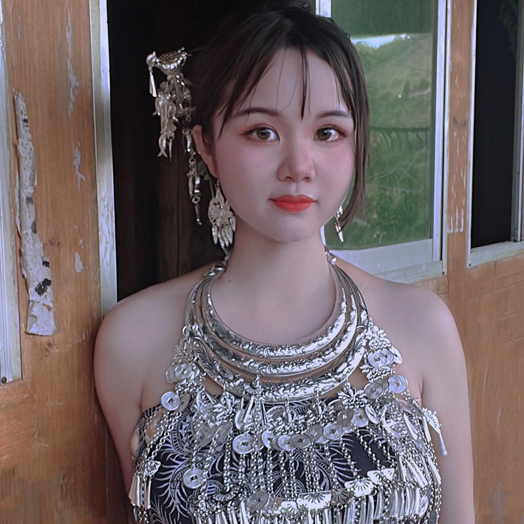 小倩◡̈