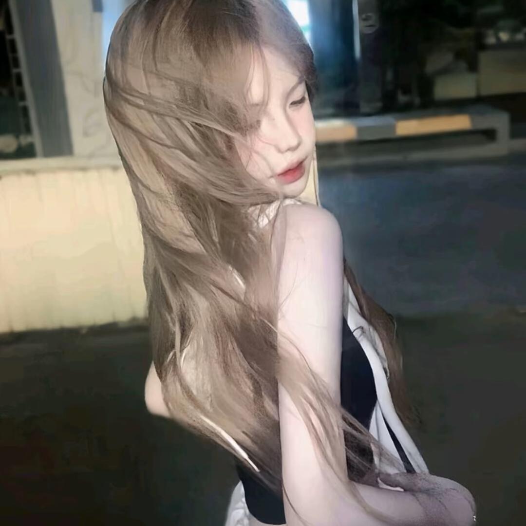 比揽胜还剩的女人