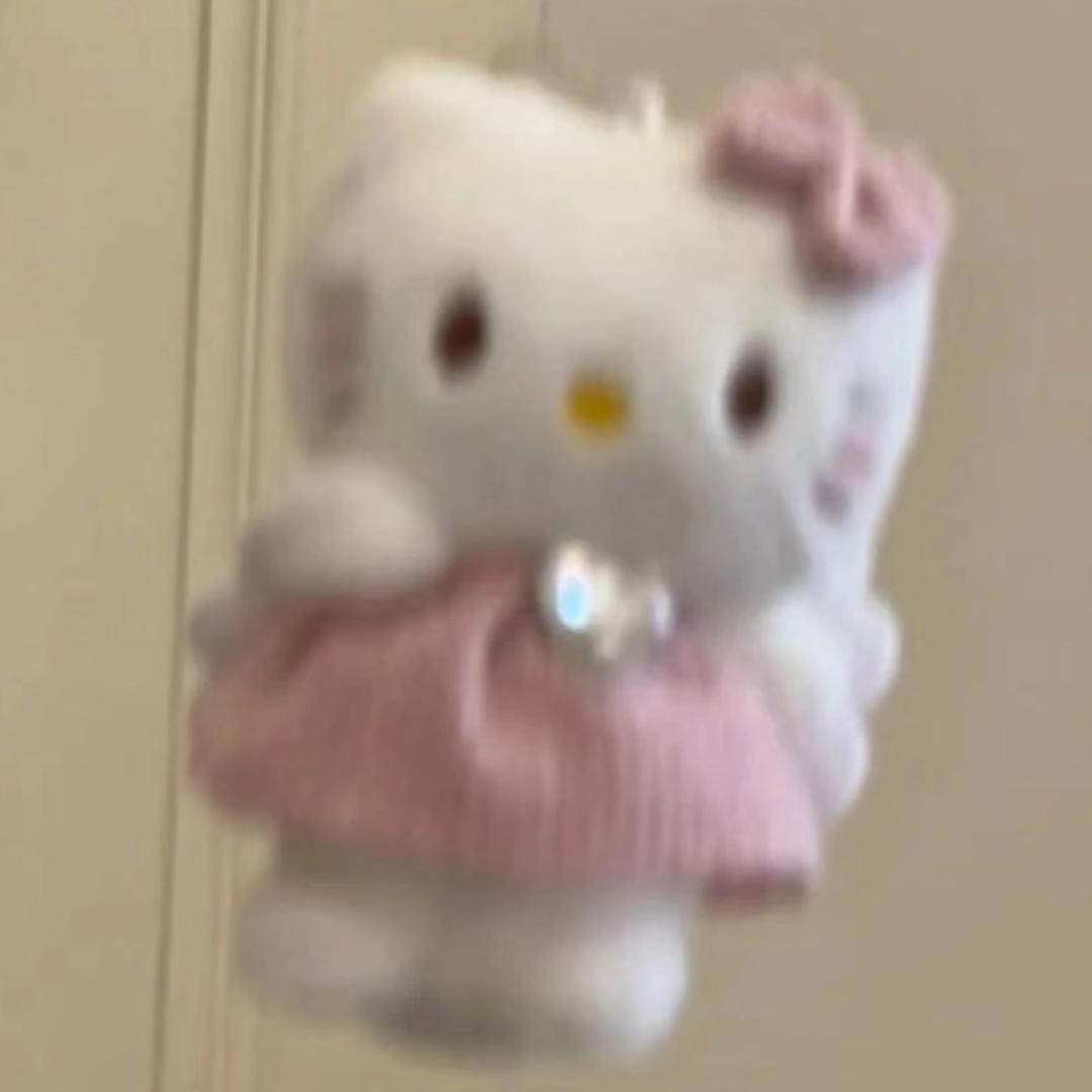 sᴜᴢʏ