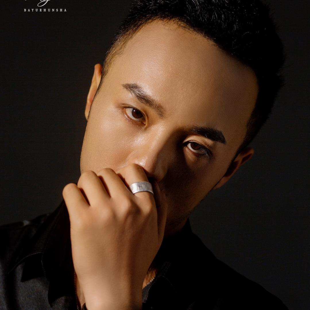 冠曦