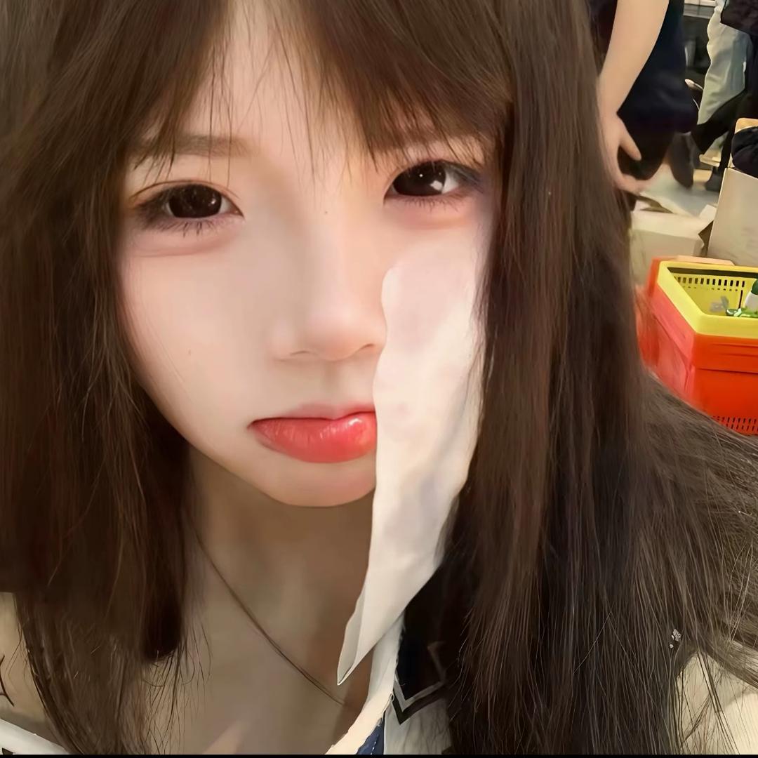 卖萌被肘击