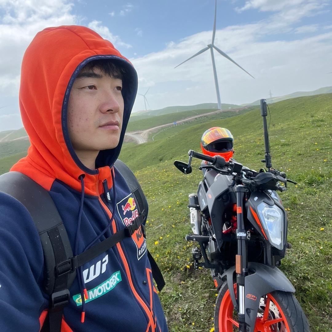 Super Duke 超级小小爵