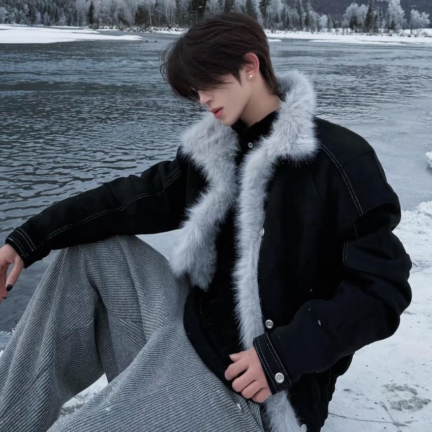 我是撅屁股挣钱的山茶花