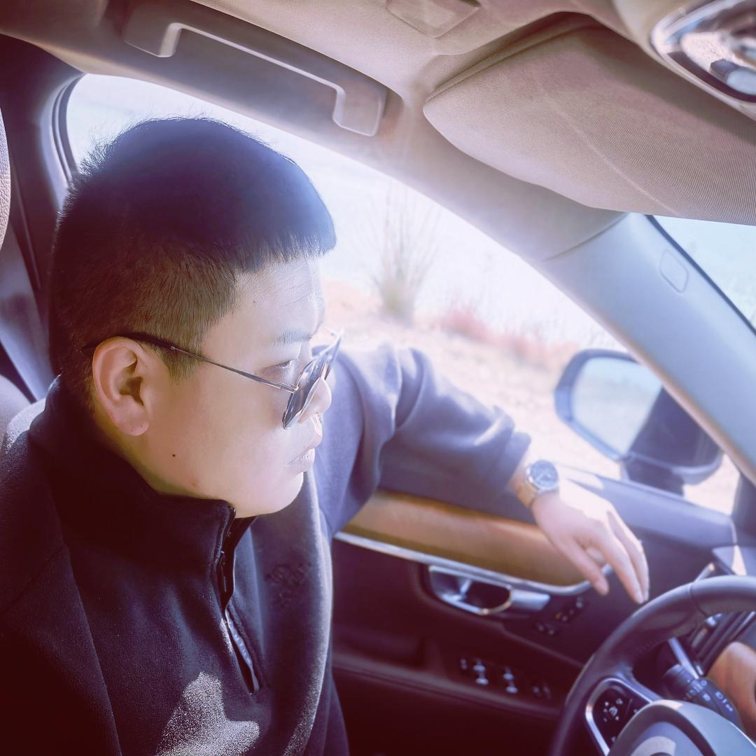 嘉陵江3只马🐎