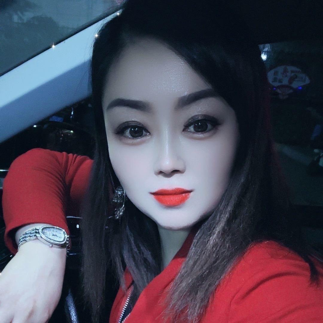 铜川新区玑兰优品美妆店