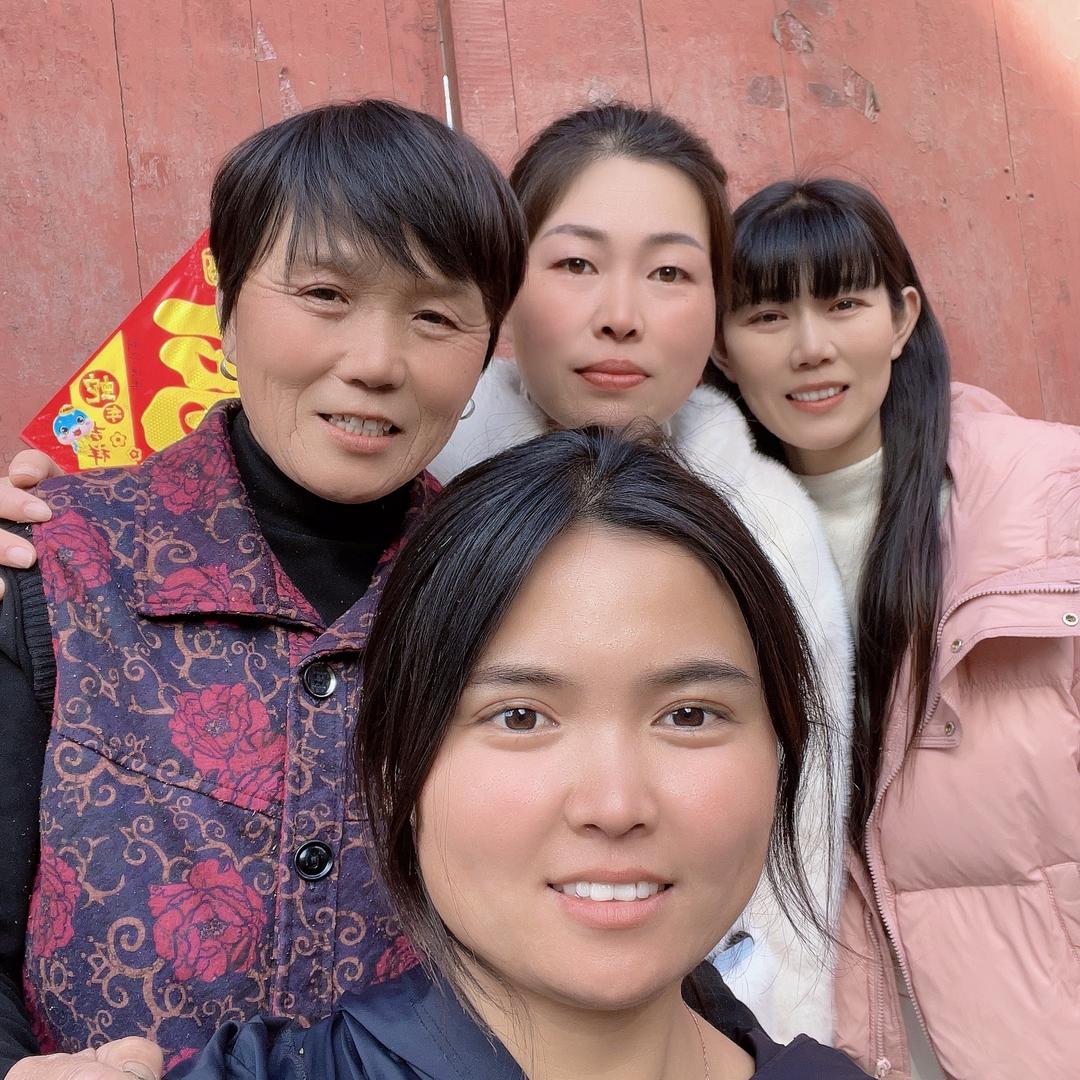 乡村一家人