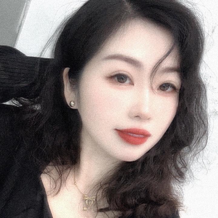 晶晶y