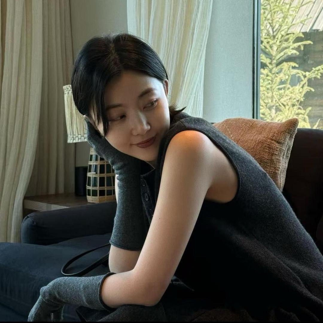 魏秀 WEI STUFF极简穿搭