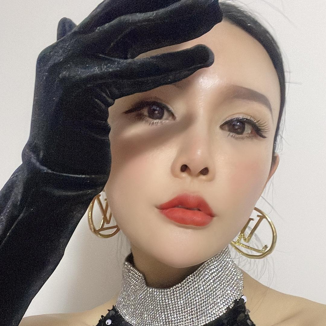 OMYS欧美衣尚GC闺潮女装批发