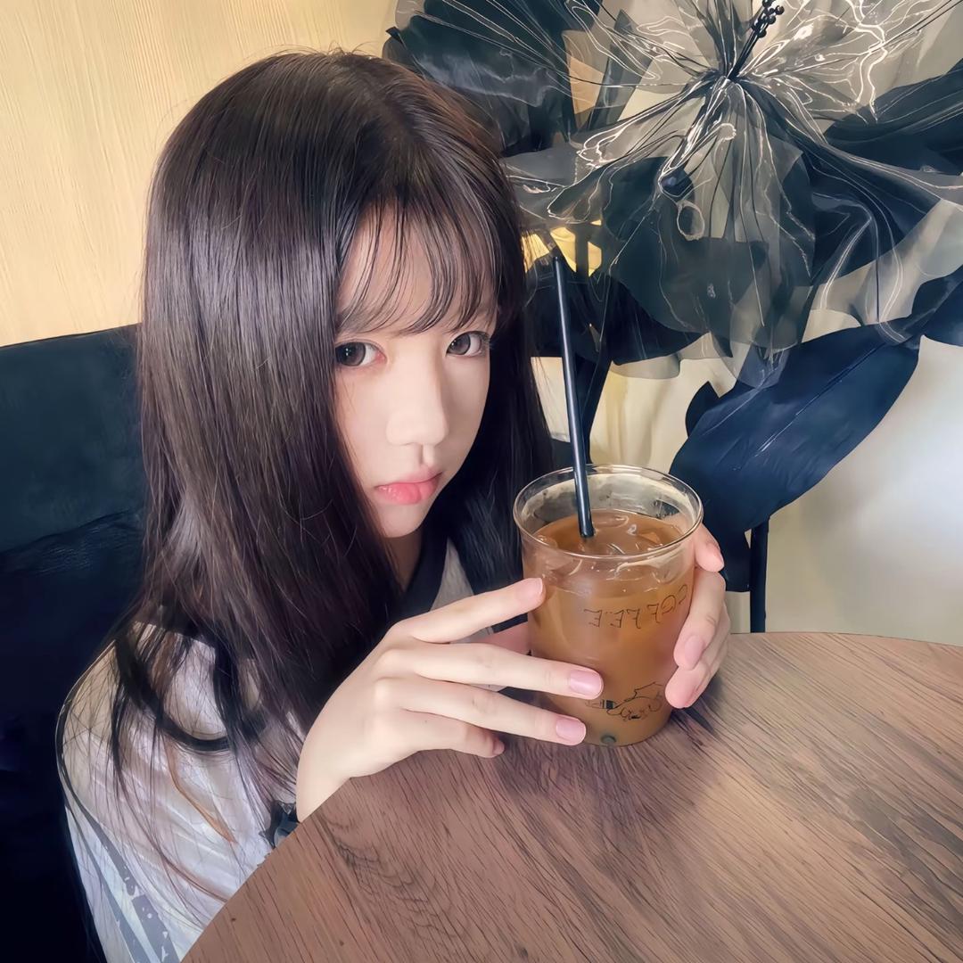 白开水.