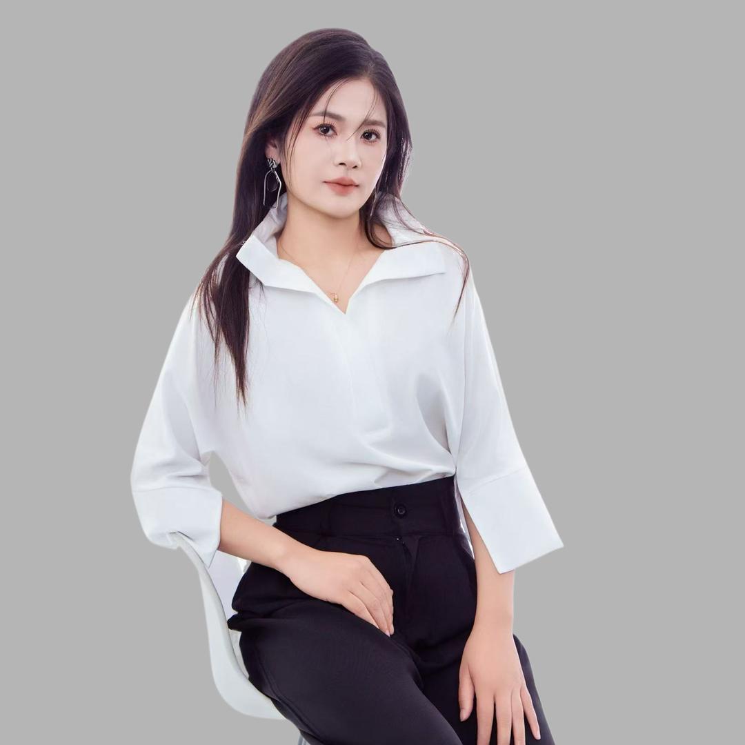 @主持人丨汤莉