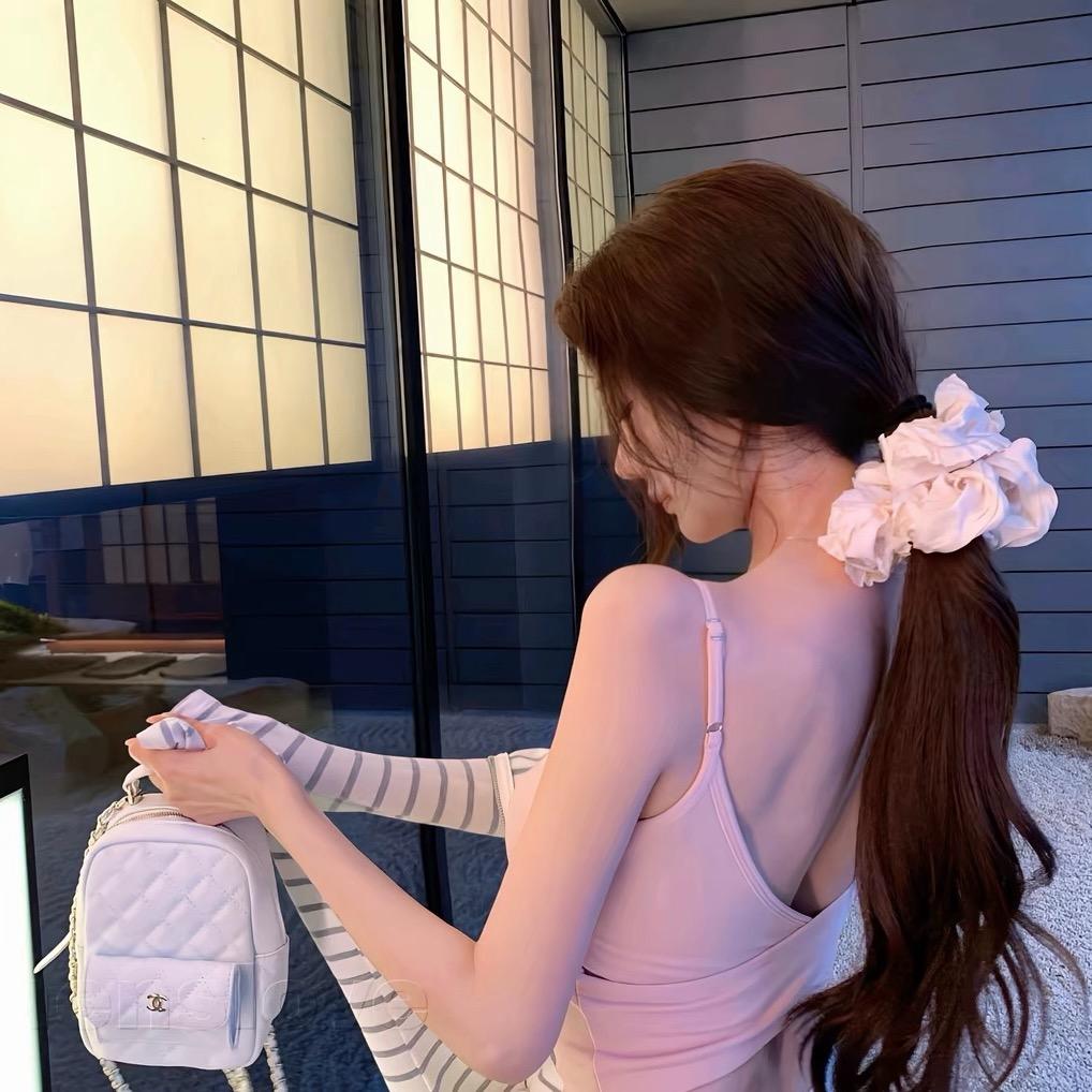 艺然🦋.