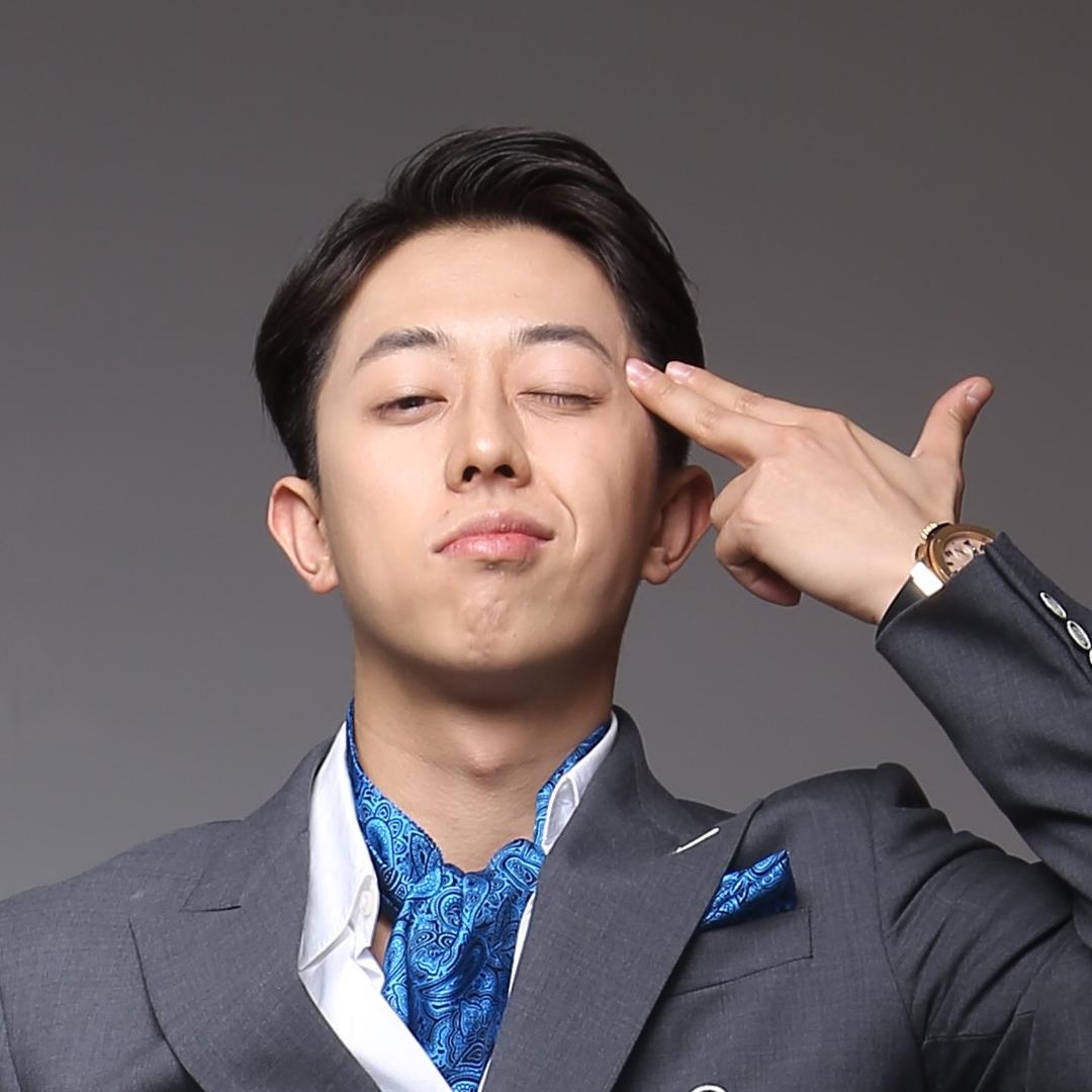 禾众传媒何举人