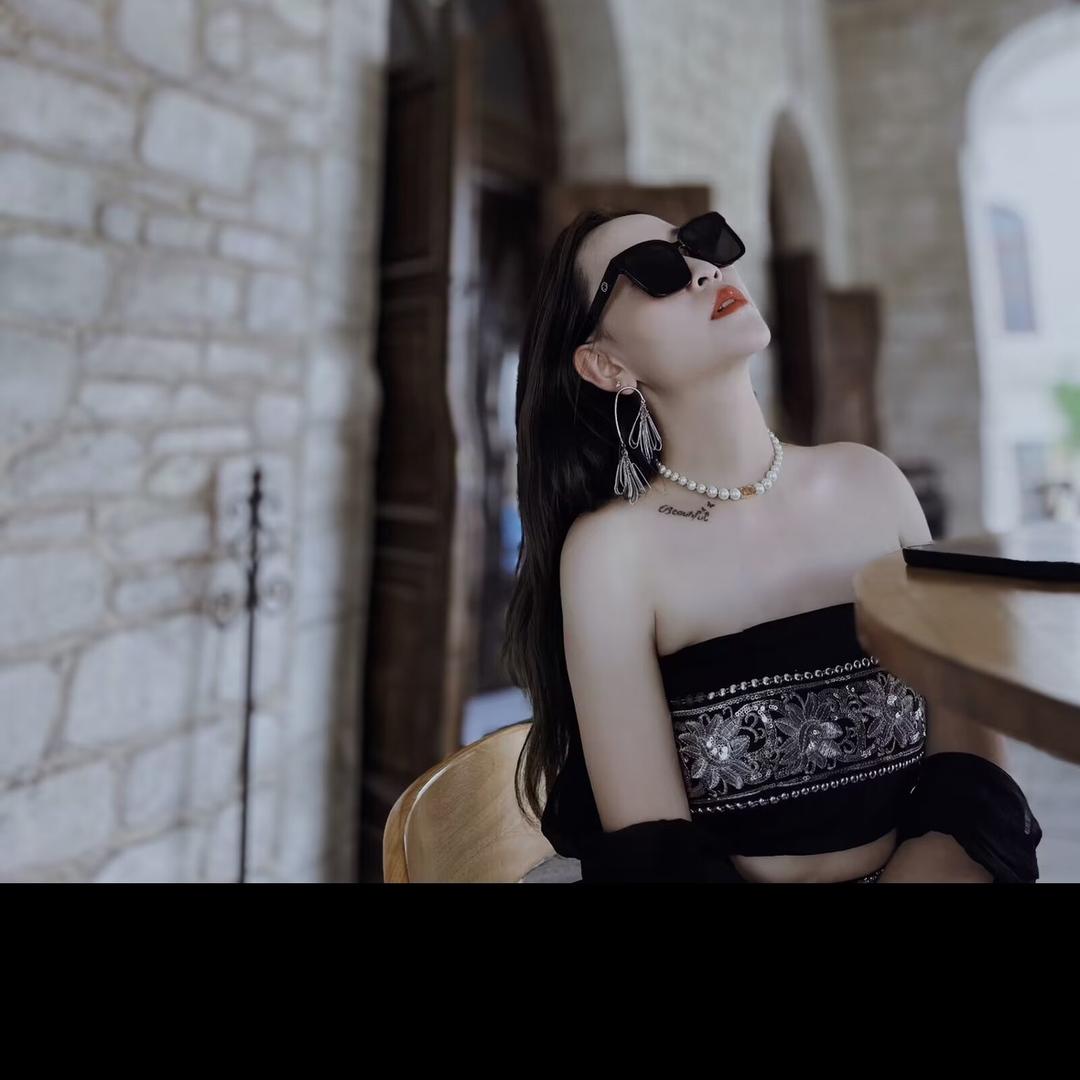 玲玲@化妆师@👗👘