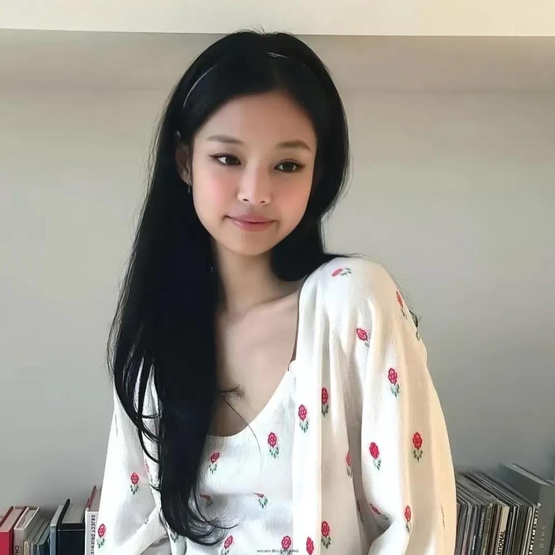 颖酱喜欢吃脆啵啵