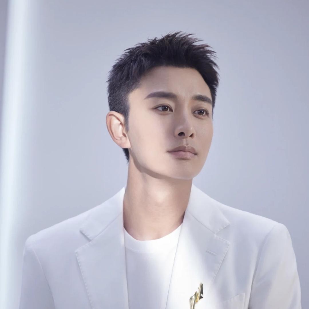 亮哥鞋帽经营部