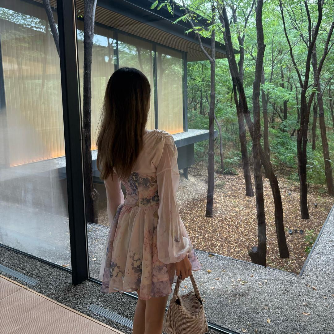 奶雯