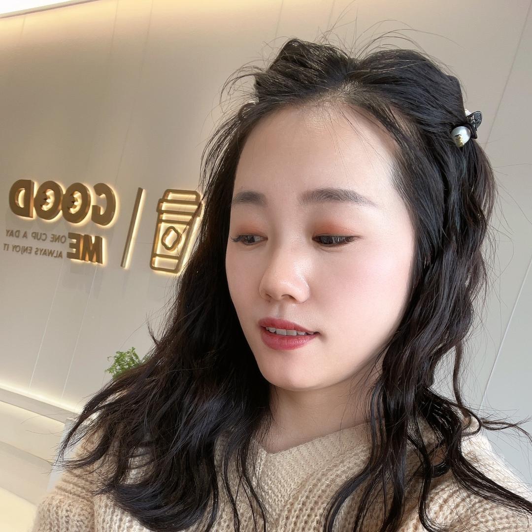 丫头(๑• . •๑)💋