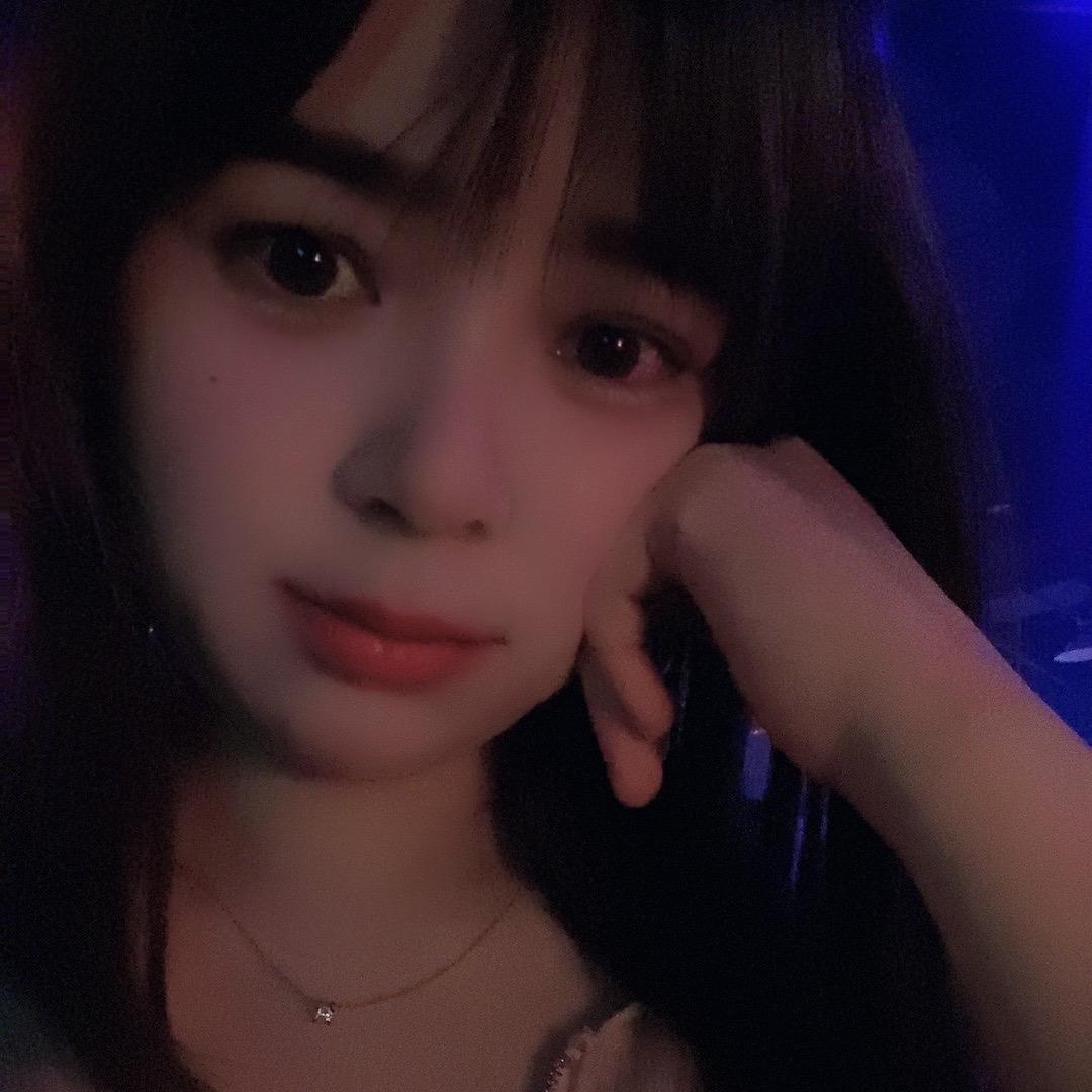 皇派门窗怀宁店叶子