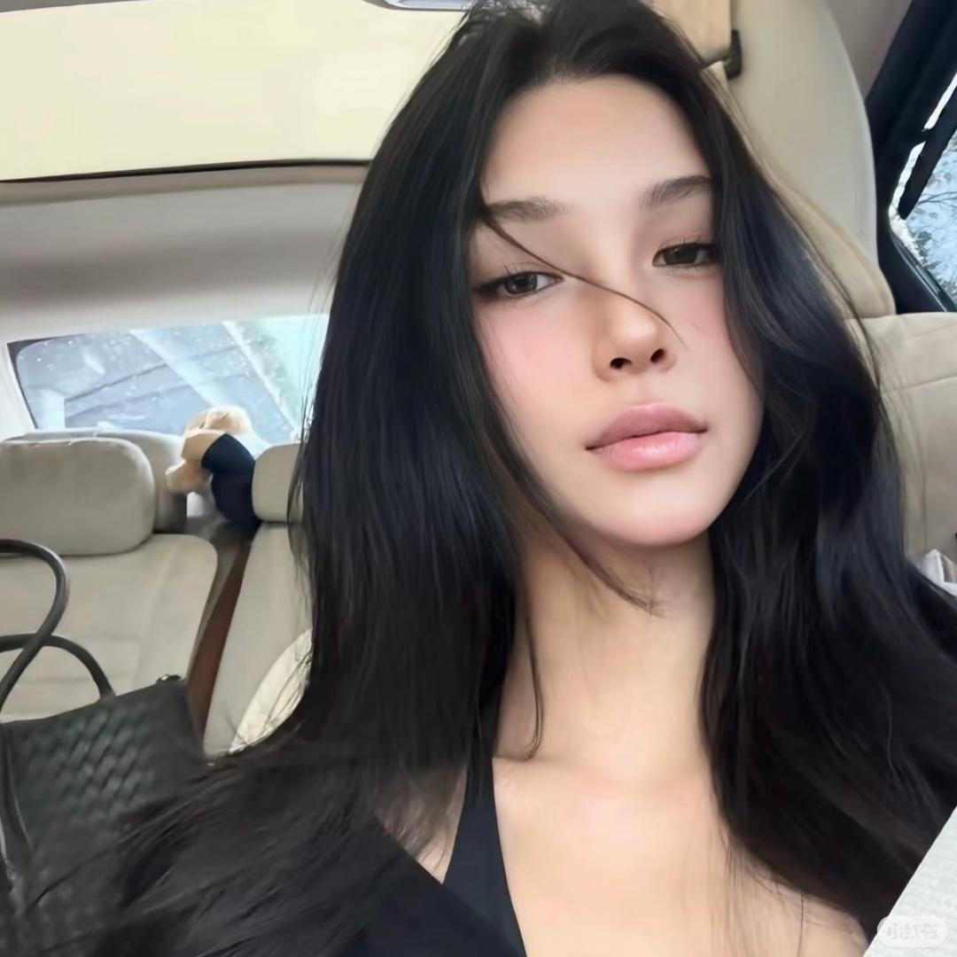 小yi^