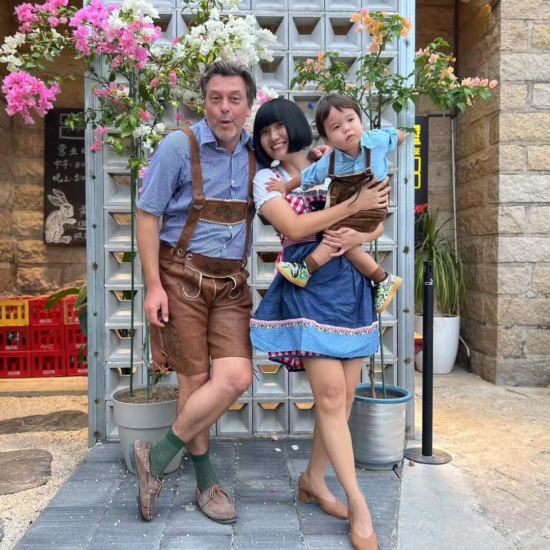 黄石屋中德夫妇