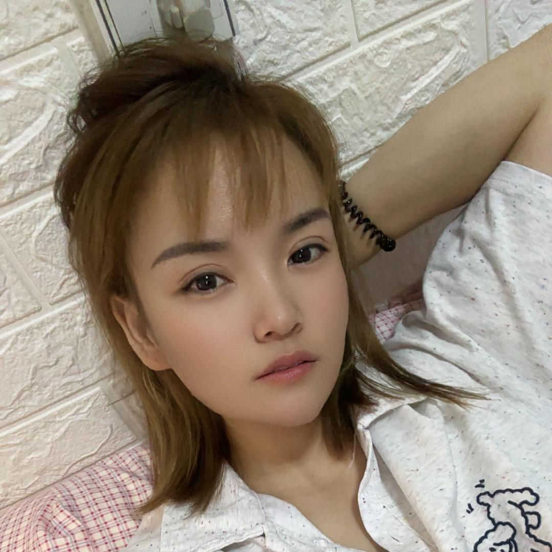 @ ~漠 🥀