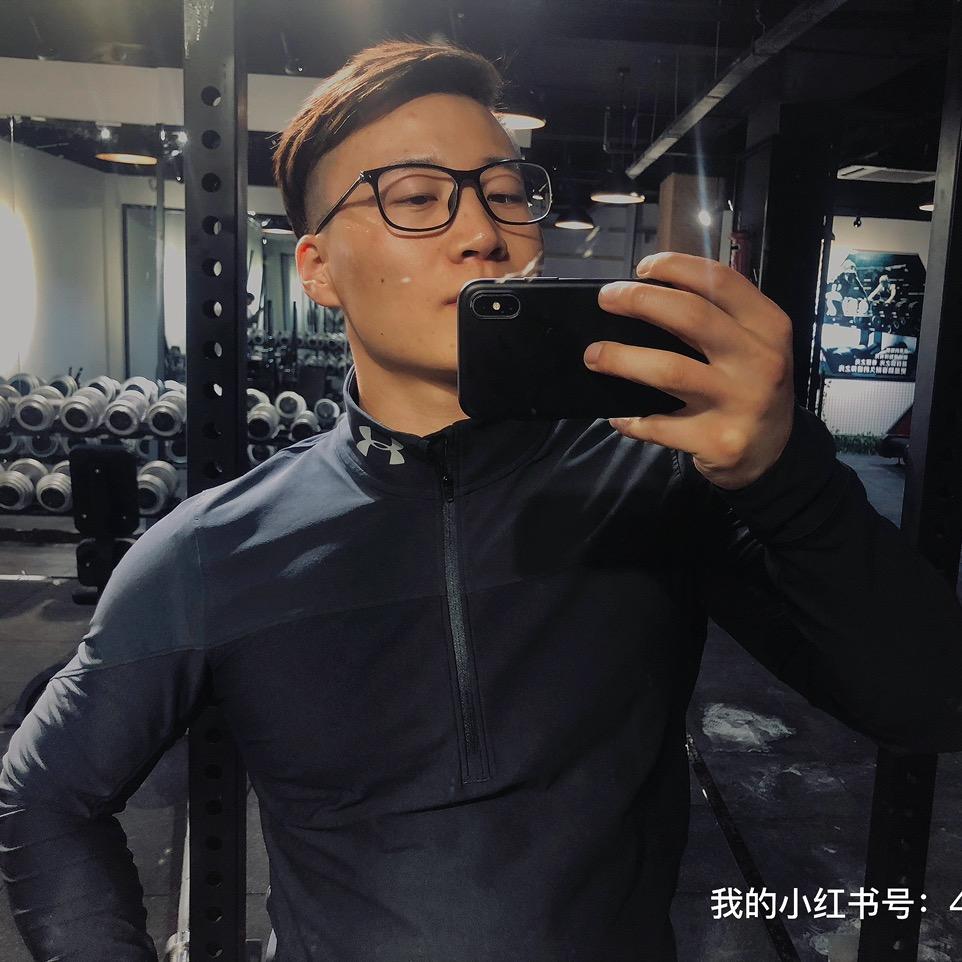 *肩膀头子不要大