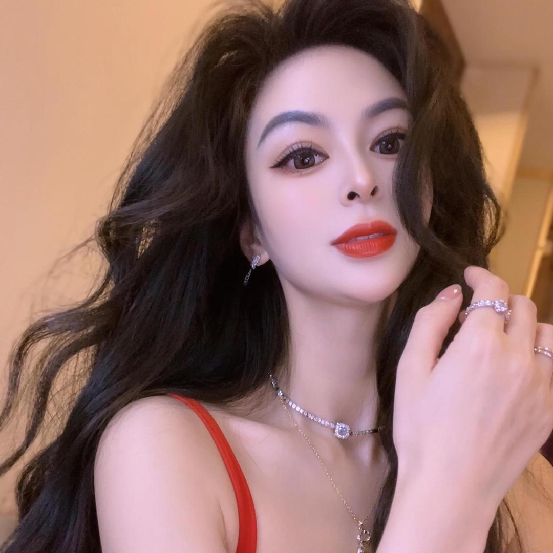 李二庄㭍月依姐