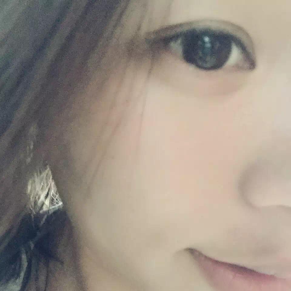 卖布的小女孩👧