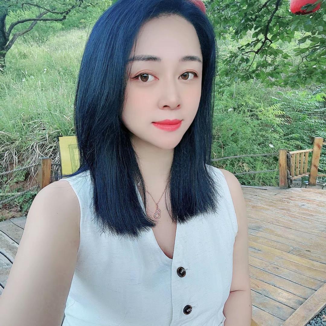 丁大宝（陕西第一内向女娃）