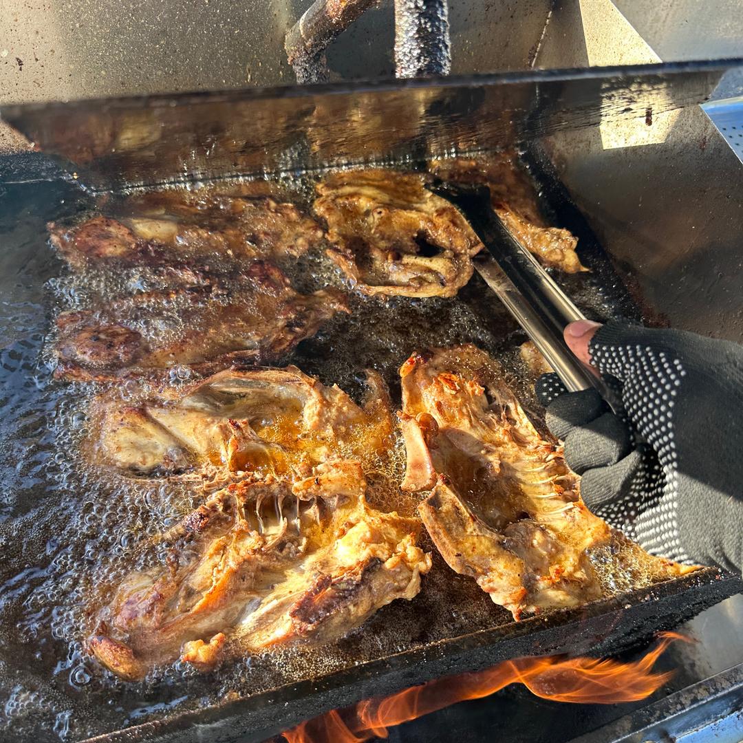 赤峰小宋醋喷铁板鸡架