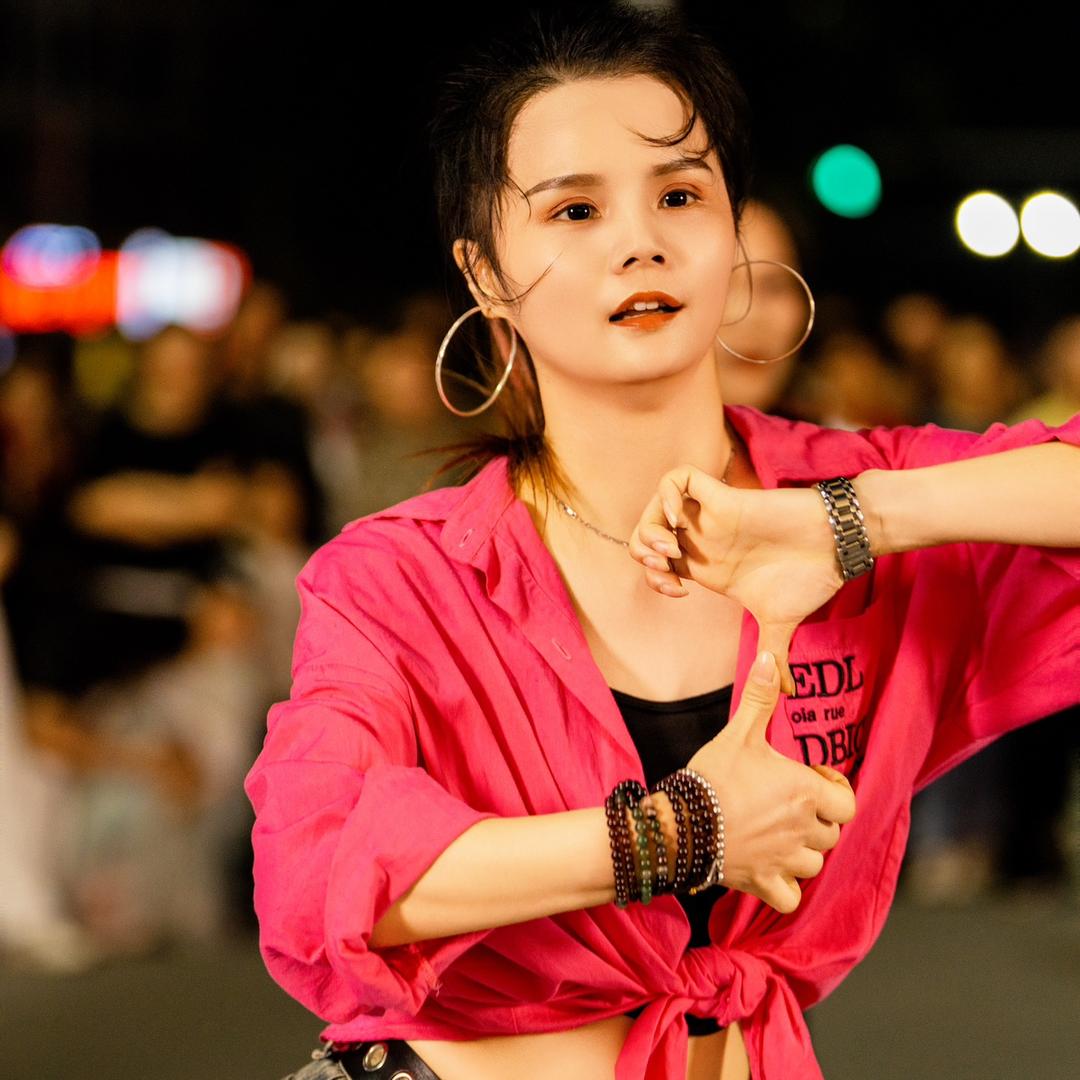 常德薛琼服装店