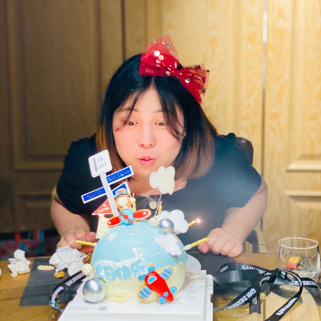 嘻嘻爱吃糖