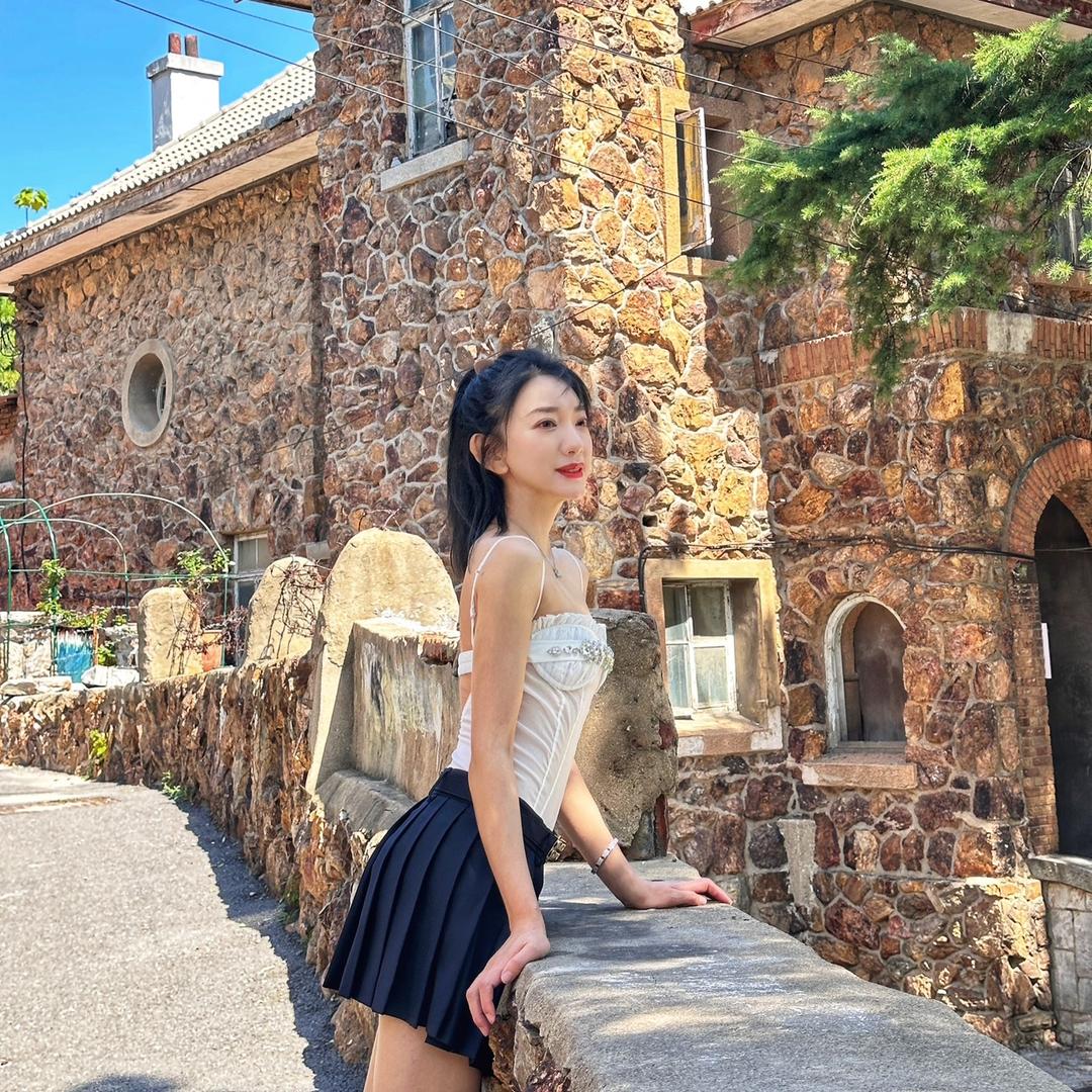 苏芮suri