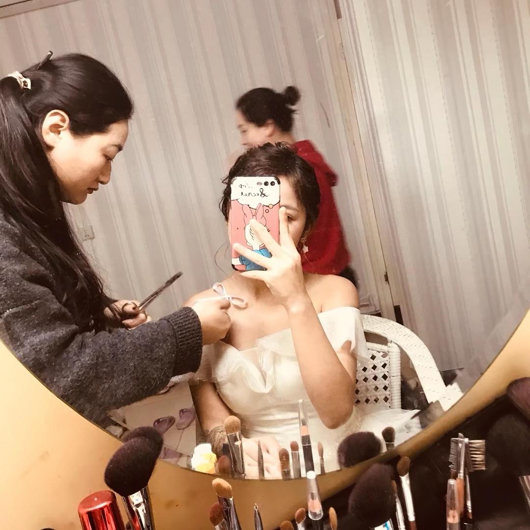 小于.🌺