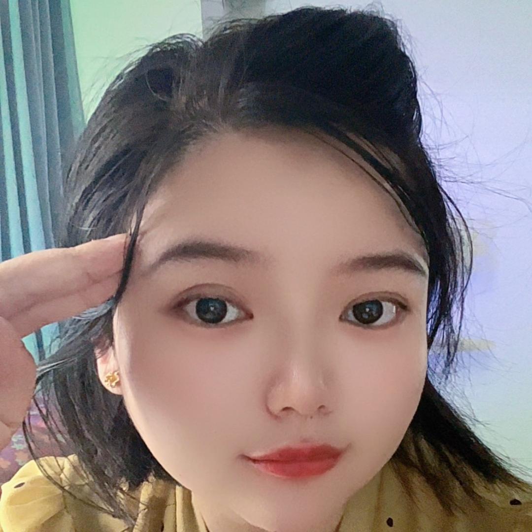 露露💋