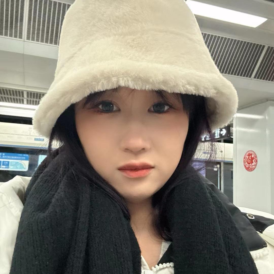 六月CC