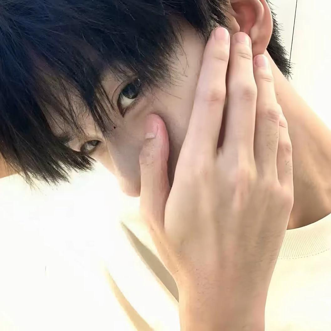不知名的帅ya！