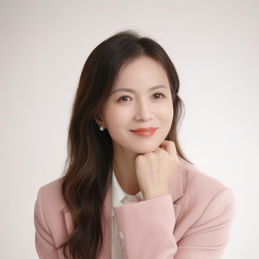 艾薇-杨Ada在家涂抹祛斑