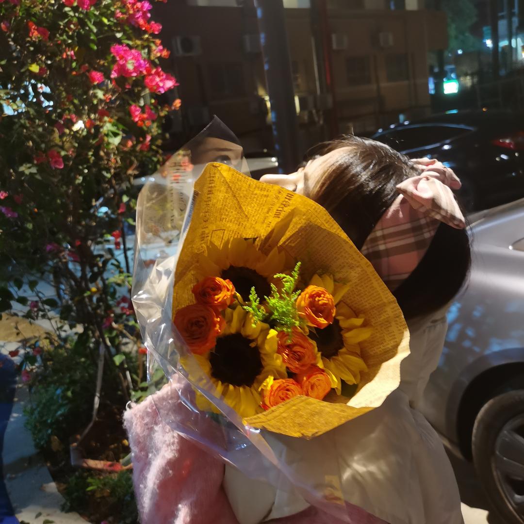 一朵难养的花🌹