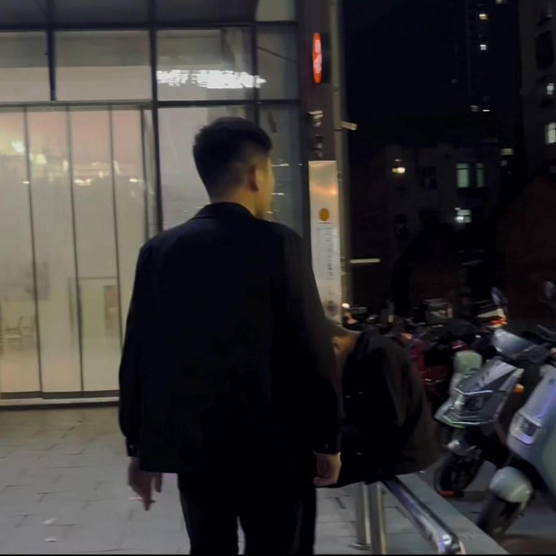 别让情为难∂