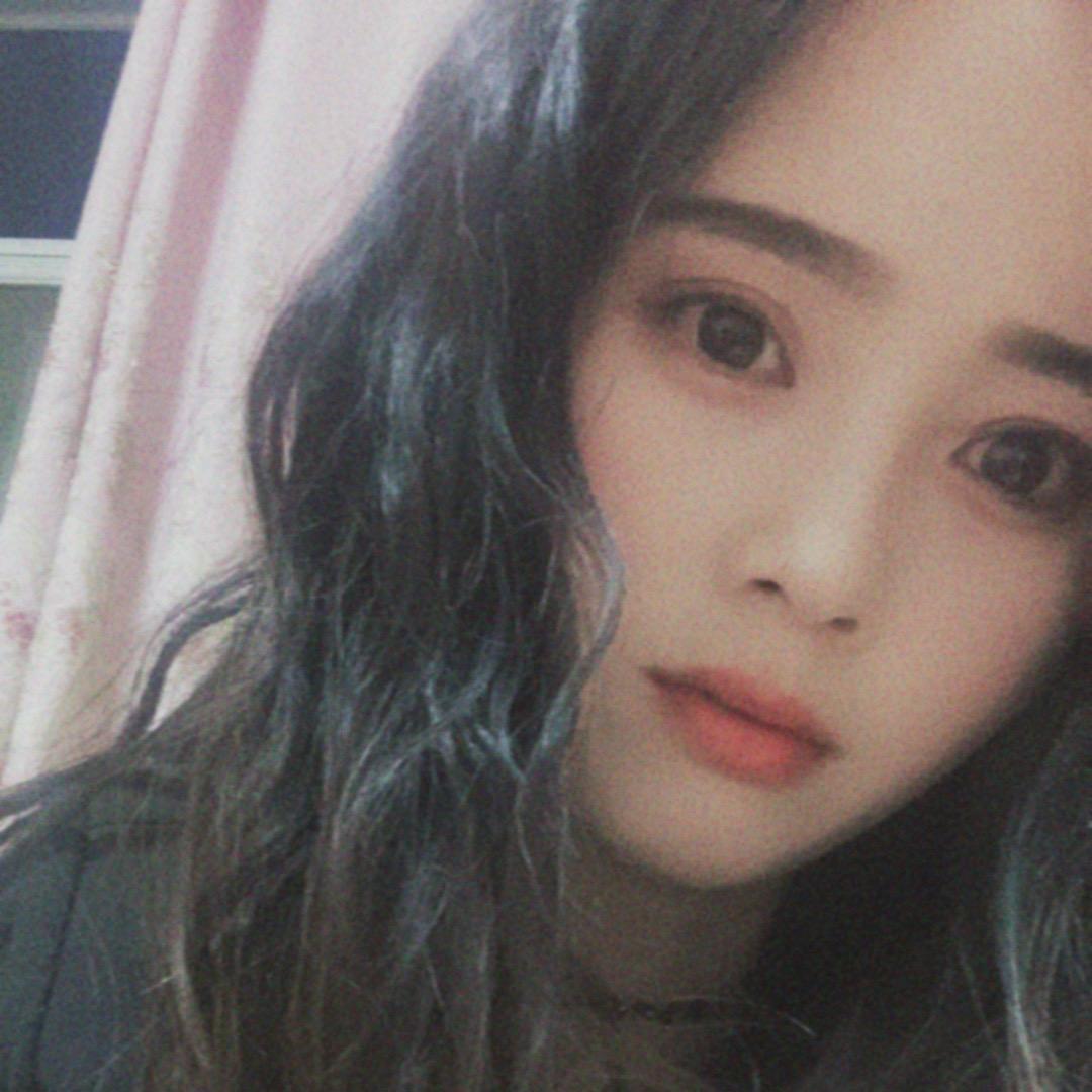 💋甜的很正经💋