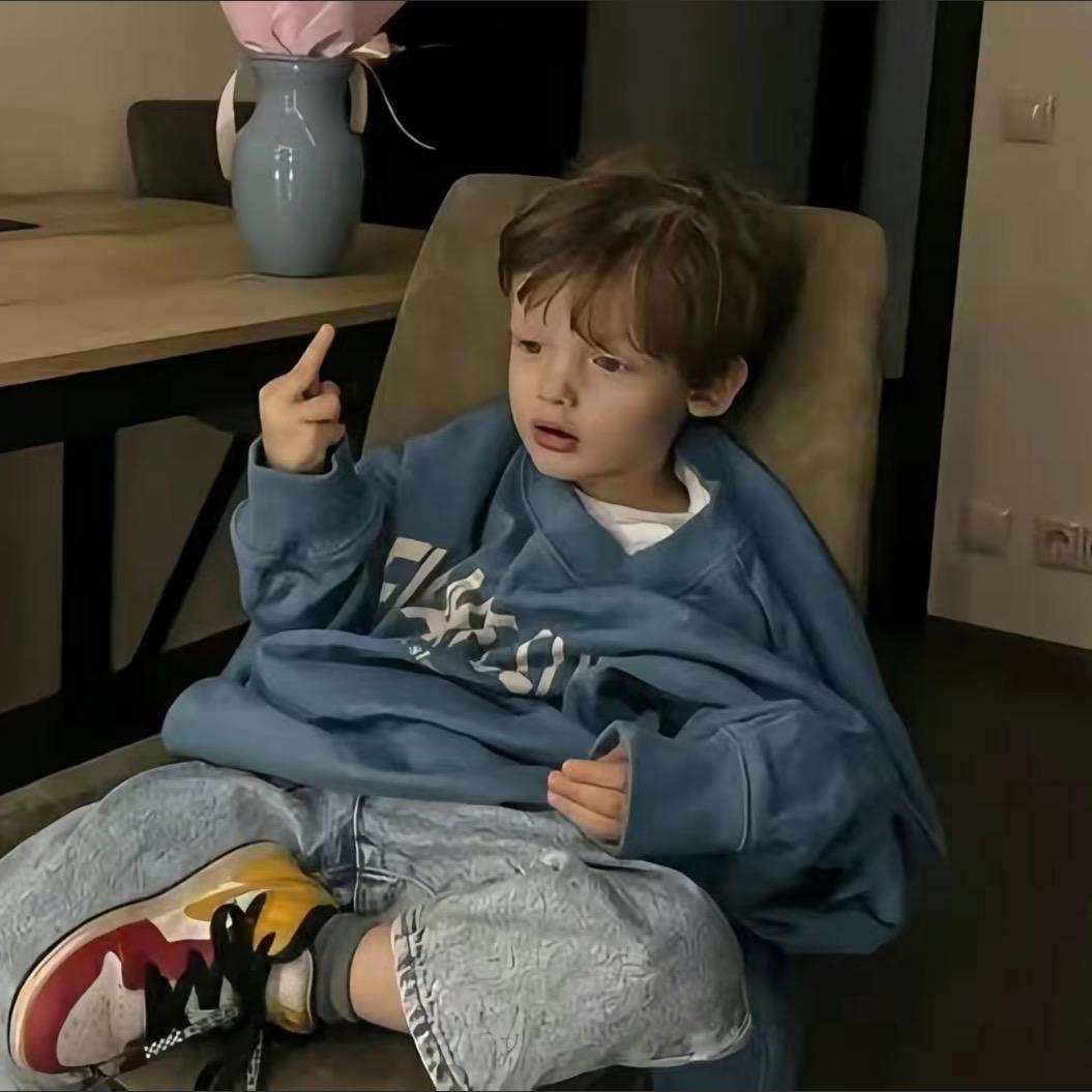 放屁崩出三室一厅