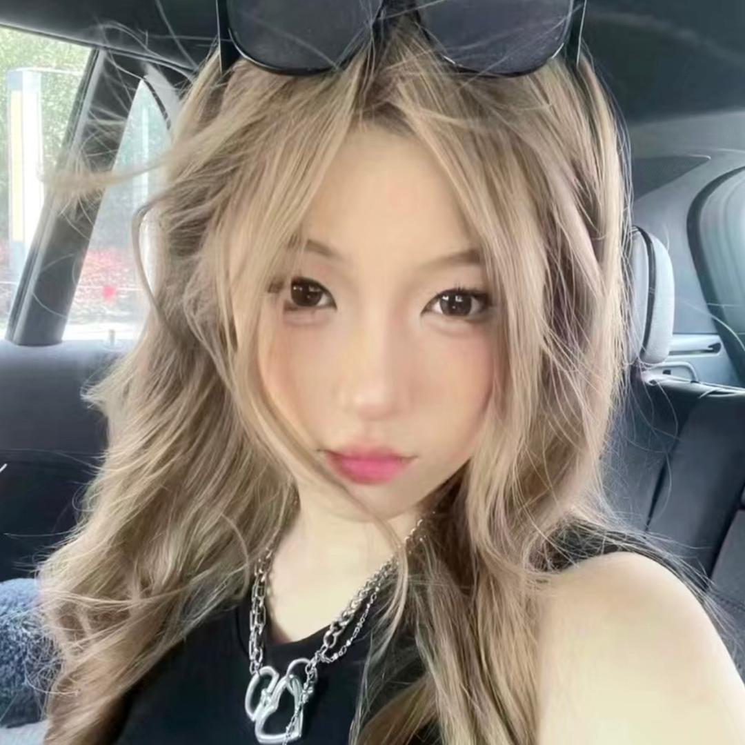 饱 饱.