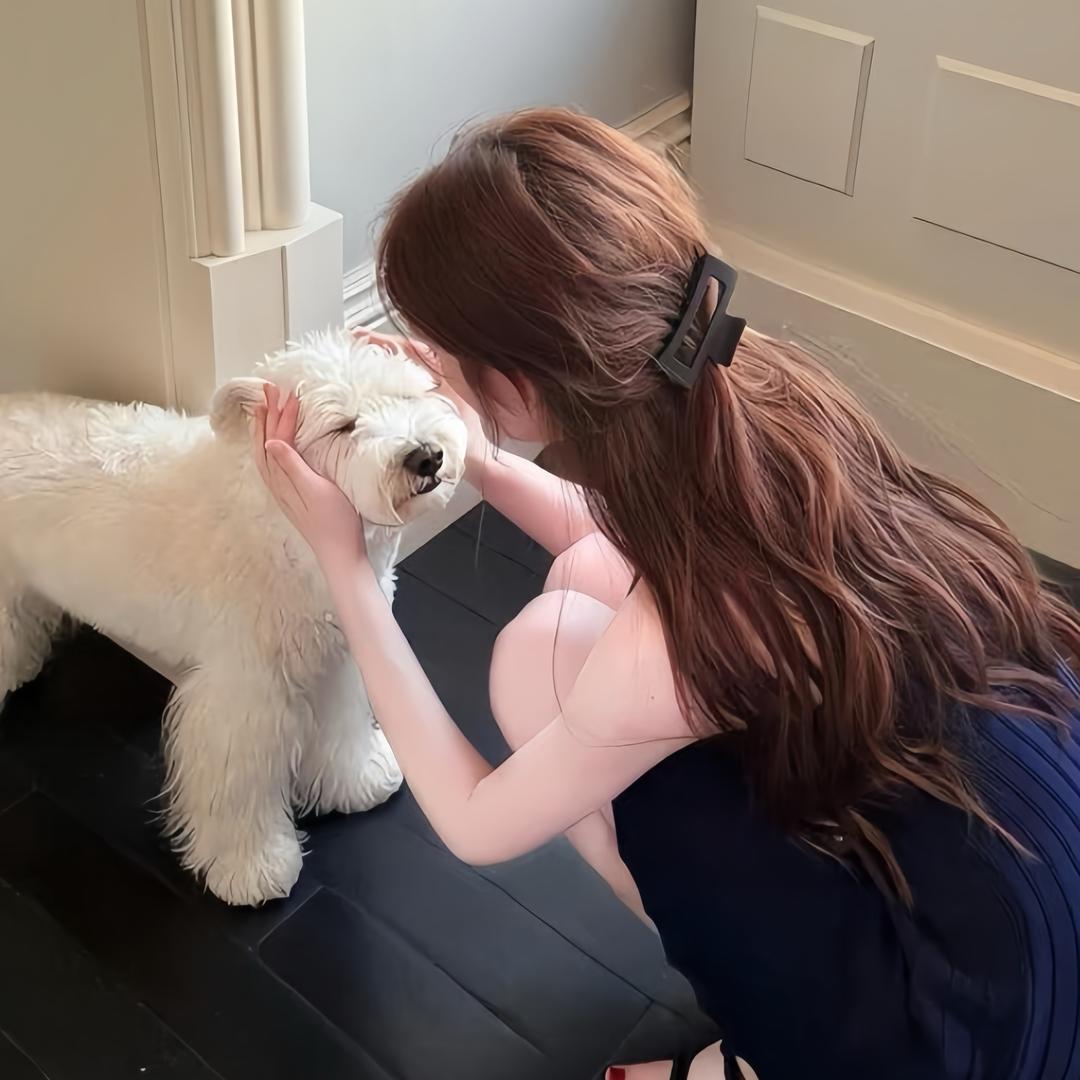 不混社会只卖萌