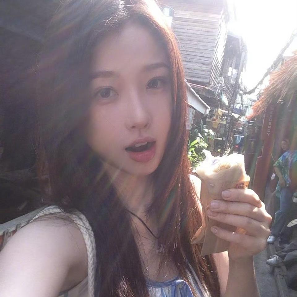 Yyi